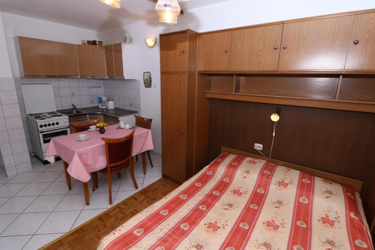 Apartments Magasic With Terrace Baška Dış mekan fotoğraf